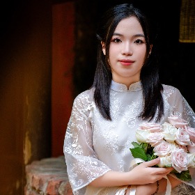 PHẠM HỒNG NHUNG