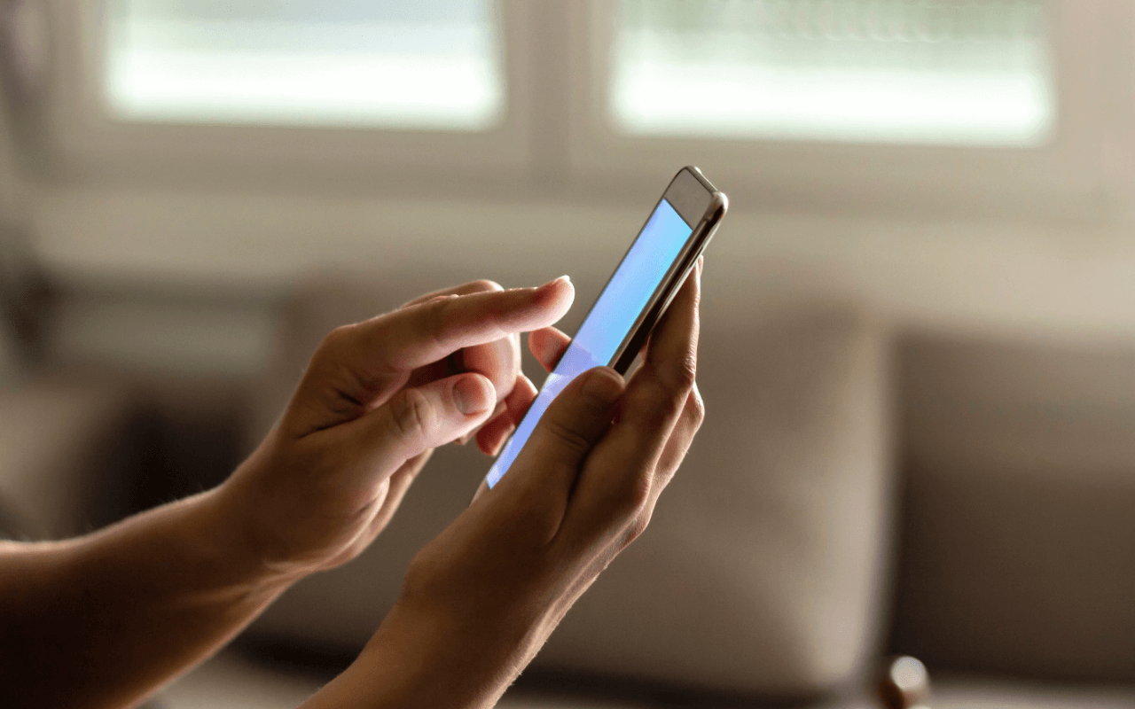 Tạo CV ngay trên điện thoại rất tiện lợi và linh động